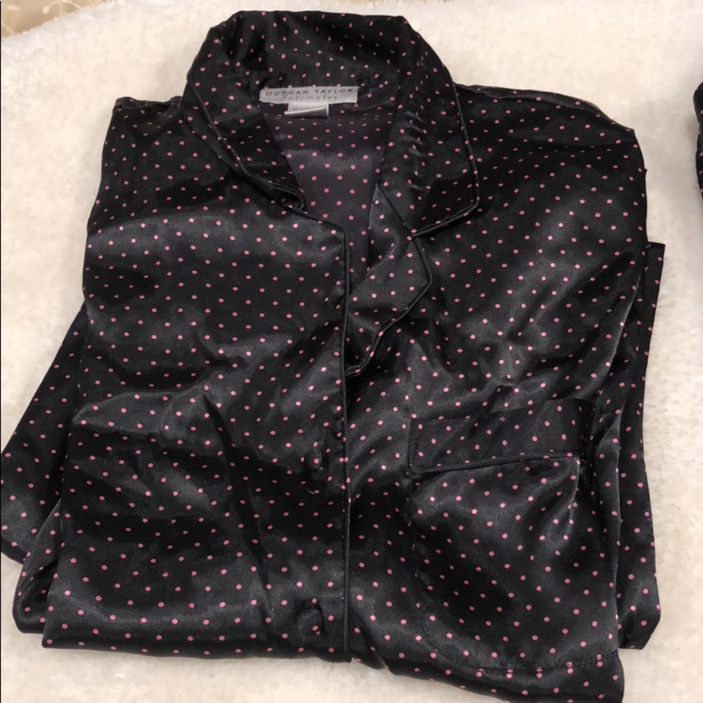 Silk long sleeve pajamas set